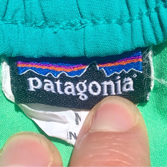 Patagonia Shorts M 2.5” Inseam Green Teal Drawstring Two Tone Pockets - Picture 3 of 8